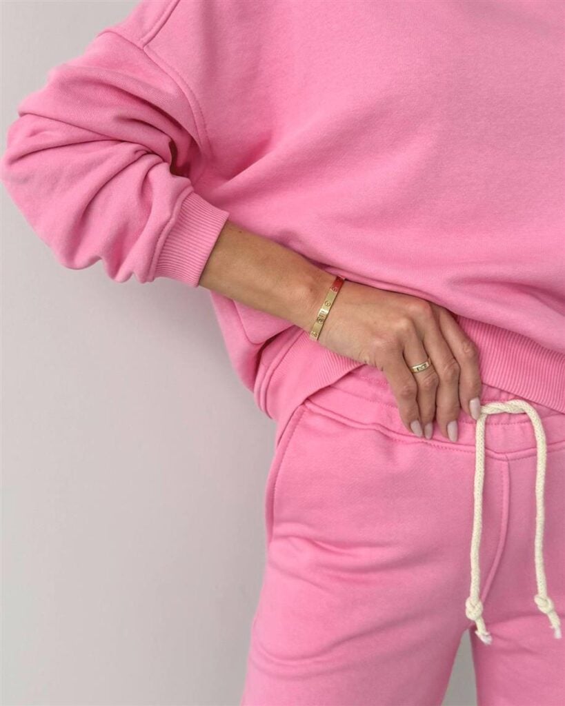 Jak Dbać o Tkaniny Naturalne: Porady i Wskazówki od Clothstore.pl