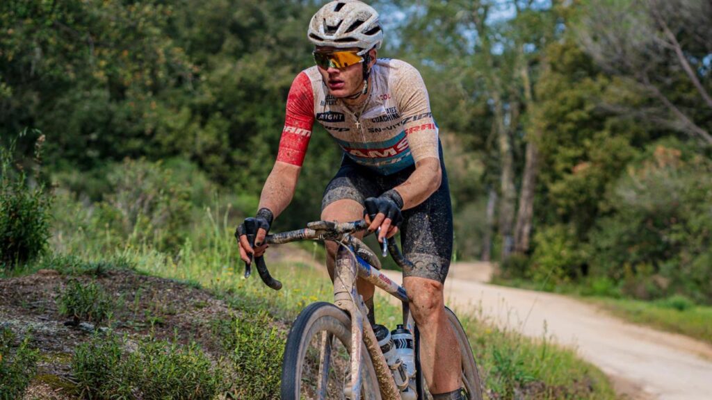 Top Tips for Choosing the Perfect Le Col Kit for Your Next Ride
