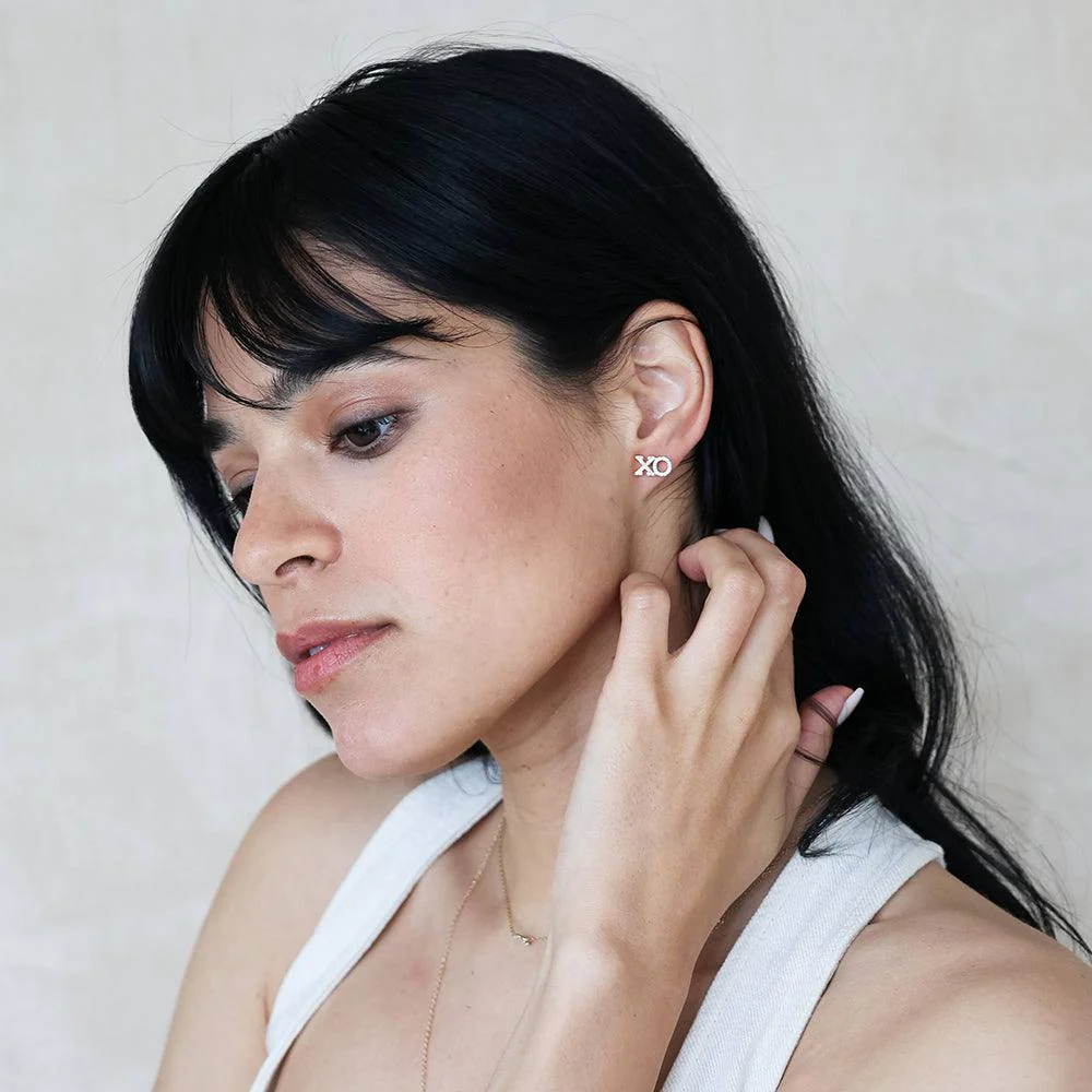 From Desk to Dinner: Ella Stein’s Hoop Earrings That Elevate Every Outfit