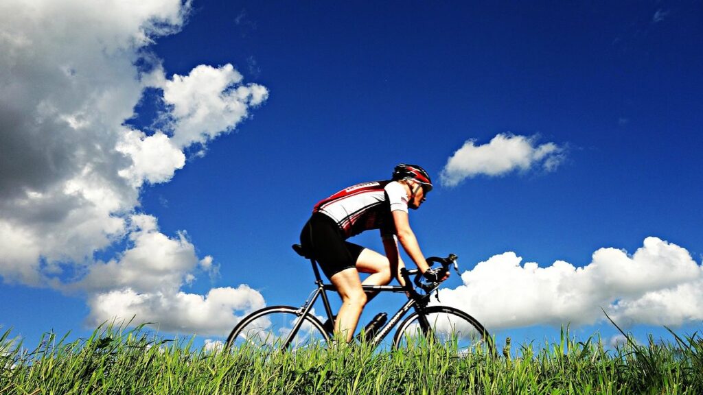 Sustainability and Style: How LE COL Redefines Premium Cycling Gear In an industry that often prioritizes performance and speed, LE COL has taken a bold step forward by blending sustainability with high-end cycling gear. Known for its technical precision and professional-grade apparel, LE COL is now making strides to redefine what premium cycling gear means by incorporating eco-conscious practices into its designs. With a commitment to reducing environmental impact while maintaining the exceptional quality and style that cyclists have come to expect, LE COL is proving that sustainability and performance don’t have to be mutually exclusive. This article explores how LE COL is leading the charge in creating premium cycling gear that’s as good for the planet as it is for athletes.