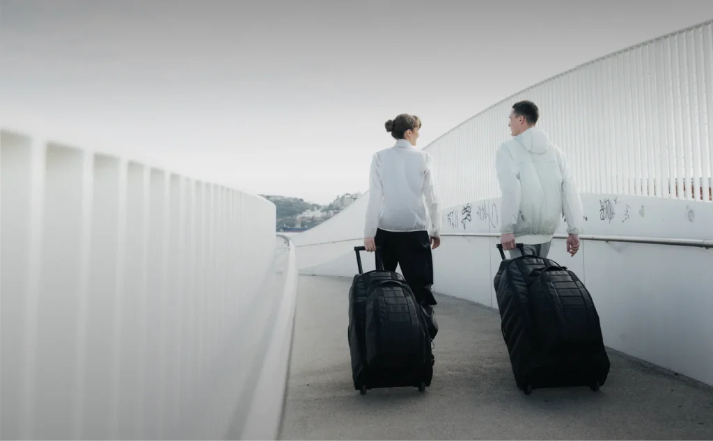 Perfektes Reisen beginnt mit der richtigen Ausrüstung – Entdecke die ikonischsten Taschen von DB Journey