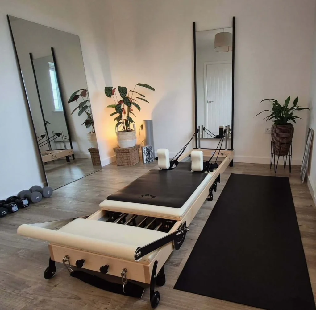 Revolutionize Your Pilates Practice with the Reformer Pilates Mat (Black)