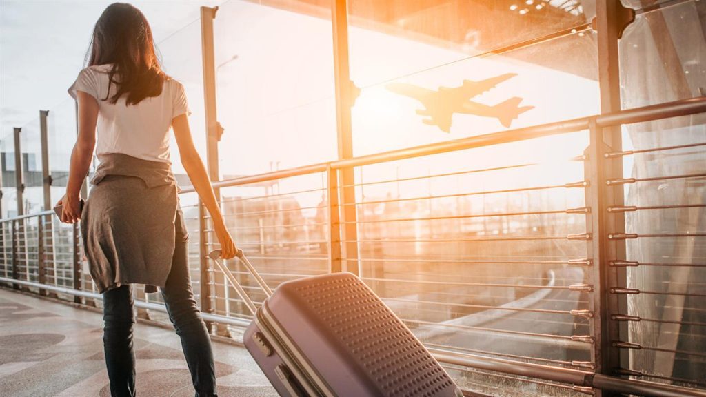 Parken, Schlafen, Fliegen: Warum sich ein Flughafenhotel mit Holiday Extras lohnt