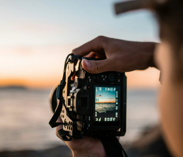 Capture Light Like a Pro: Transform Your Photography with Expert-Led Courses