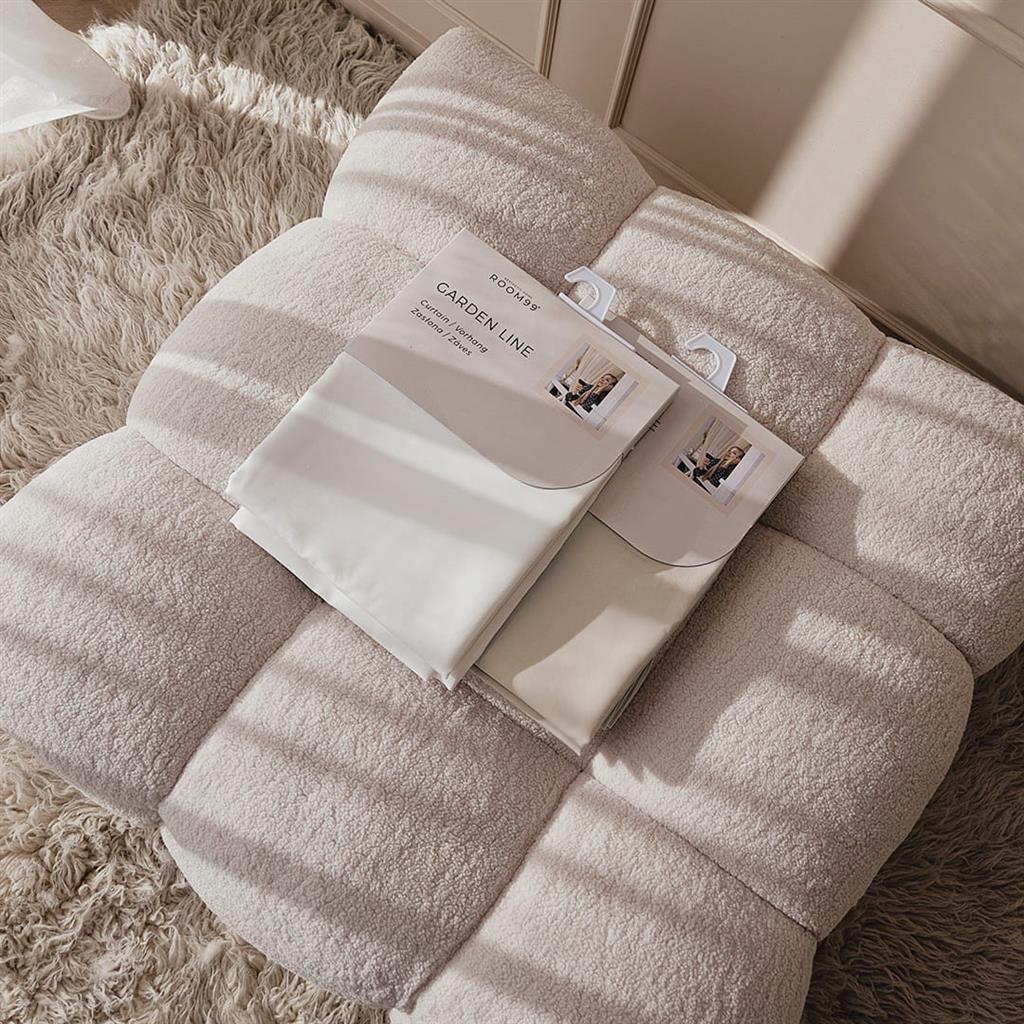 Room99: Miejsce, Gdzie Styl Spotyka Się z Praktycznością