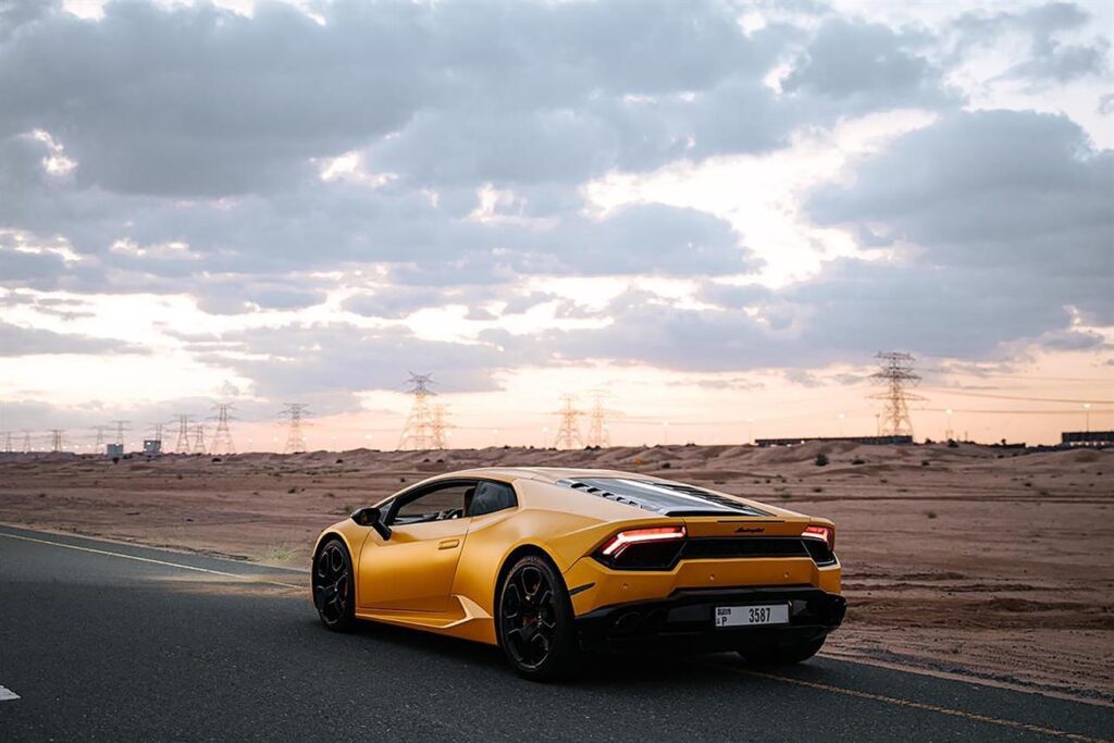 When it comes to choosing the right car, vehicle scores are an invaluable tool. They offer a comprehensive snapshot of a car's performance, safety, reliability, and value. But what factors truly influence these ratings, and how can you use them to make an informed decision? Here’s a quick breakdown of the key elements that contribute to a car’s overall score.