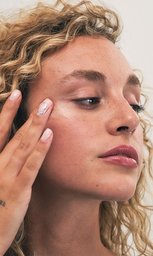 Pequeño por fuera, poderoso por dentro: descubre el Mini Discovery Kit de Binomial Skin