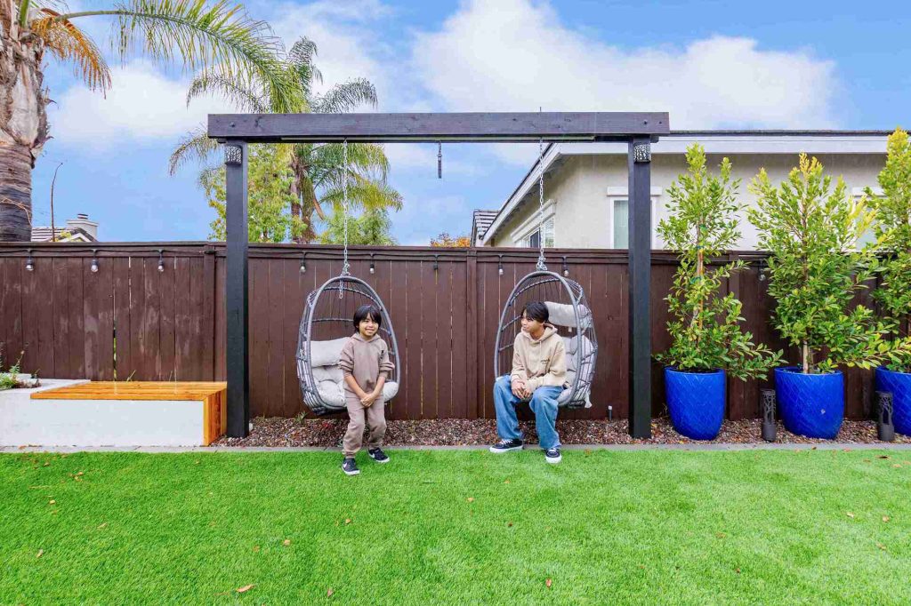 When it comes to home improvement, outdoor projects can be some of the most exciting yet daunting undertakings for homeowners. Whether it's installing a fence, laying artificial grass, building a new deck, or adding a concrete patio, these projects require time, effort, and resources. Unfortunately, traditional construction methods often lead to stress, miscommunication, and unexpected costs. That’s where Ergeon comes in, transforming the outdoor construction experience with a fresh approach focused on quality, transparency, and innovation. Ergeon has built a reputation as a leader in outdoor home improvement, offering customers a seamless experience that removes much of the frustration typically associated with construction projects. By combining cutting-edge technology, a skilled global workforce, and a customer-first mentality, Ergeon has crafted a process that prioritizes the needs and peace of mind of homeowners from start to finish. Here’s how Ergeon’s approach makes outdoor projects truly stress-free.