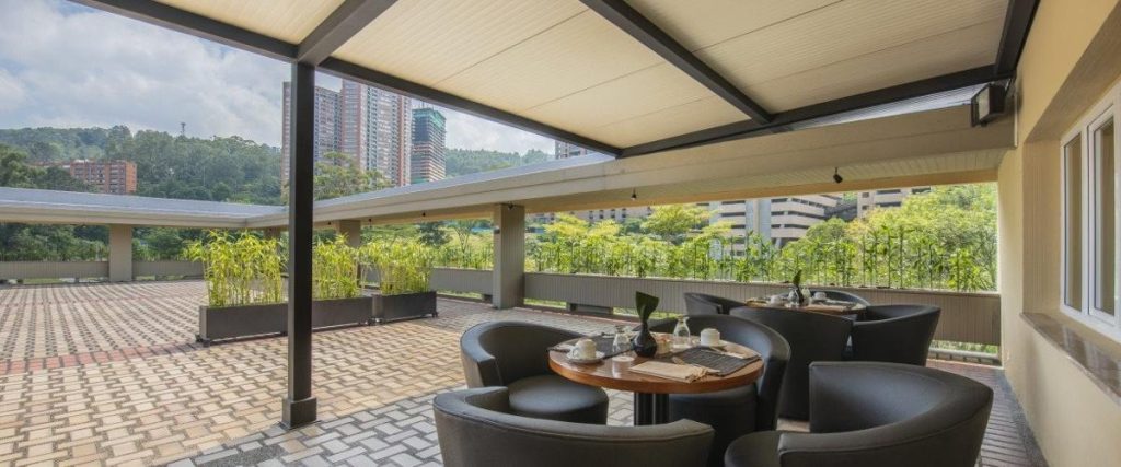 Elevate Your Business Stay: Discover the Executive Floor at Movich Hotels