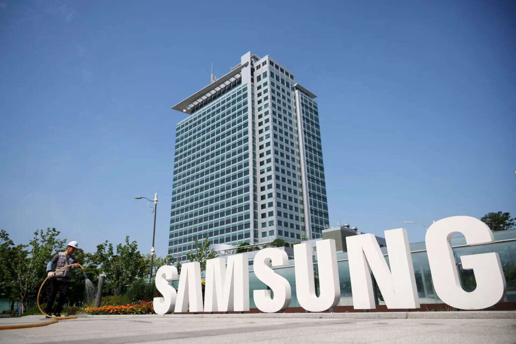 Unveiling Tomorrow: Inside Samsung UK’s Cutting-Edge Galaxy Smartphone Launch