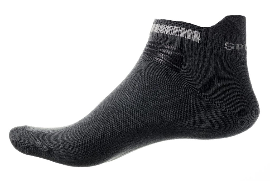 Say Goodbye to Swelling: How WellowFit Compression Socks Support Your Active Lifestyle If you lead an active lifestyle, whether it’s through sports, traveling, or working long hours on your feet, you’ve likely experienced the discomfort of swollen feet and legs. The feeling of heaviness, tightness, and fatigue can make it difficult to stay active and productive throughout the day. But what if there was a simple solution to this common problem? Enter WellowFit Compression Socks—the ultimate game-changer in combating swelling and supporting your active lifestyle.