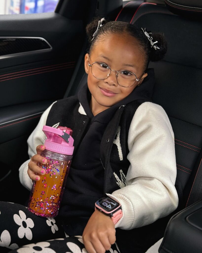 Hoe One2track’s GPS-apparaten Wereldwijd Rust aan Ouders Brengen Hoe One2track's GPS-apparaten Wereldwijd Rust aan Ouders Brengen