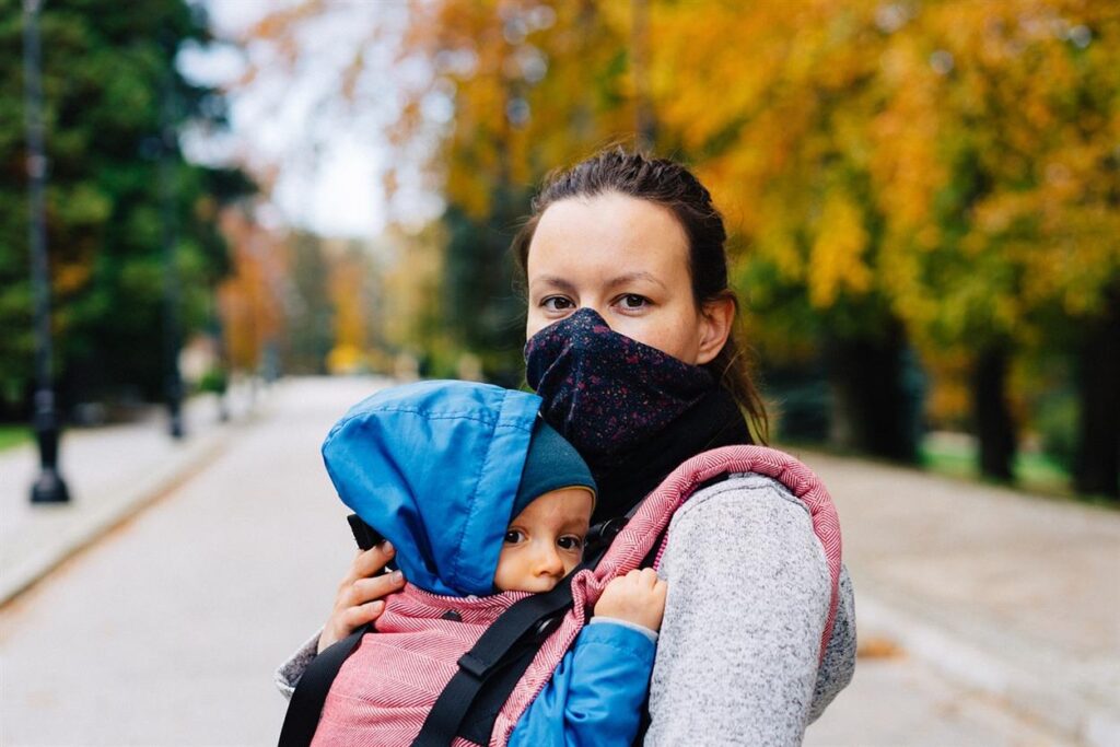 The Science Behind RZ MASK: How It Shields You from Pollution and Allergens In an age where air quality is increasingly compromised by urban pollution, allergens, and environmental hazards, finding effective protection for our respiratory health is paramount. The RZ MASK stands out as a scientifically designed solution that addresses these concerns, offering wearers peace of mind and comfort. This article delves into the science behind the RZ MASK, exploring how its advanced technology shields users from pollutants and allergens in various environments.